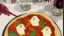 This is your sign to make a ghost pizza for Halloween 👻🍕#pizza #halloween #halloweenpizza