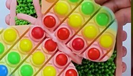 TIKTOK’S Viral Rainbow Pop It Cake Hack 🤯🌈🦋 #hooplarecipes #shorts #tiktok #popit