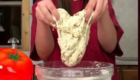 I’m obsessed with this no-knead bread (SO easy!) 🍅🥖 #shorts