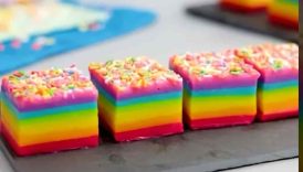 Delicious rainbow cake! #shorts #rainbow #arcoíris #cake