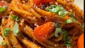 You probably have all the ingredients to make this 🍝 #shorts