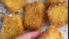 Super crunchy and super stringy FRIED MOZZARELLA (recipe in description)