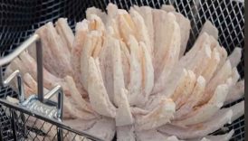 How to Make a Blooming Onion at Home! Copycat Recipe #shorts