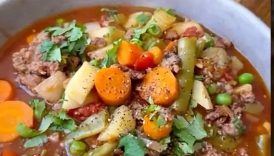Easy Slow Cooker Hamburger Soup