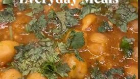 Chole Masala (Chickpea Curry) Recipe | Quick & Delicious Indian Food #shorts