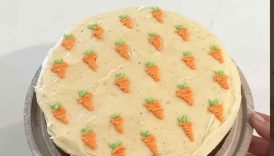 Let’s make a carrot cake 🎂🥕 recipe in the comments 🫶🏼 #carrotcake #carrot #cake