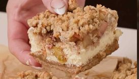 Apple Crisp Cheesecake Bars #shorts