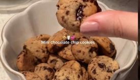 Mini chocolate chip cookies #cookies #chocolatechipcookies