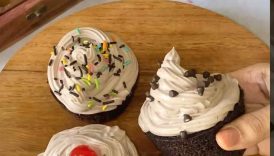 Chocolate Cupcakes🧁😋From Biscuits🤩 | 3 Ingredients Cupcakes #shorts #trending #cupcake