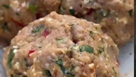Feta Chicken Burgers 🔥🔥#youtubeshorts #food #burgers