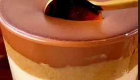 Protein Snickers Yogurt Cup #healthydessert #highprotein #highproteinbreakfast #snickers #nobake