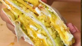 Egg, cheese and avocado wrap🍳🧀🥑 #goviralshorts #shorts #explore