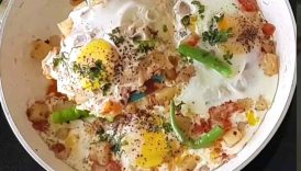 Egg-cellent Afghani Omelette:Eggs With Potatoes And Tomatoes | Simple and Flavorful Breakfast