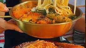 Asmr 😋 pork and spicy noodles🍜eating🤤🤤! #mukbang#asmr#shortsfeed#shorts#@chinesfood9696