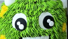 VIRAL Tiktok’s CUTEST Monster Cake Hack 🤯🧟🍰✨ #shorts #tiktok #hooplarecipes