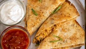 Crispy and Cheesy Treat with Leftover Rice