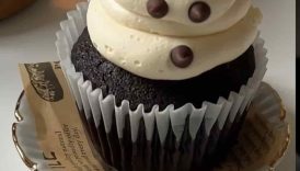 Ghost chocolate buttercream cupcakes 👻🧁 #baking #cupcakes #chocolate #buttercream #shorts