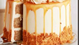 Spiced banana cake + brown butter frosting + salted caramel 🙌🏽 recipe at sugarandsparrow #cake