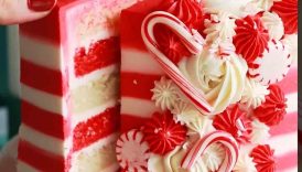 Candy cane cake with stripes inside and out 😍 recipe at sugarandsparrow #christmascake #cake