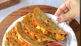 Homemade Tacos From Leftover Roti😋 | Easy Roti Hack🤩 #shorts #trending #tacos
