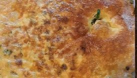 #Fry eggs and green onion