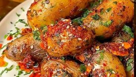 This Is the Only Way I Make Crispy Potatoes Now 🥔🔥 One Pan, No Oven #shorts