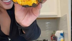 Where are all the acorn squash lovers? #easyrecipes #fallrecipes #sidedish