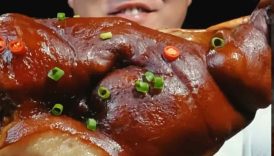 Asmr Delicious pork head eating 🐷😋! #mukbang #shortfeed #shorts#short#asmr#@chinesfood9696