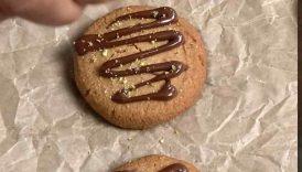 Simple Almond Cookies with Chocolate