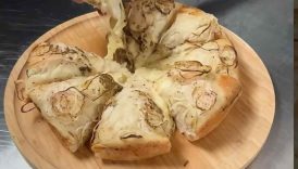 Das ist Fugazetta. Viel Käse, viel Zwiebel – und null Rücksicht. ❤️