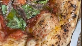 Pizza Marinara ❤️ Team Knoblauch oder Sardellen?