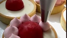 Strawberry Coconut Cake💔
