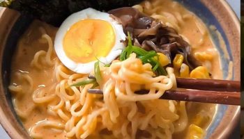 Ramen Curry Hack 🍜